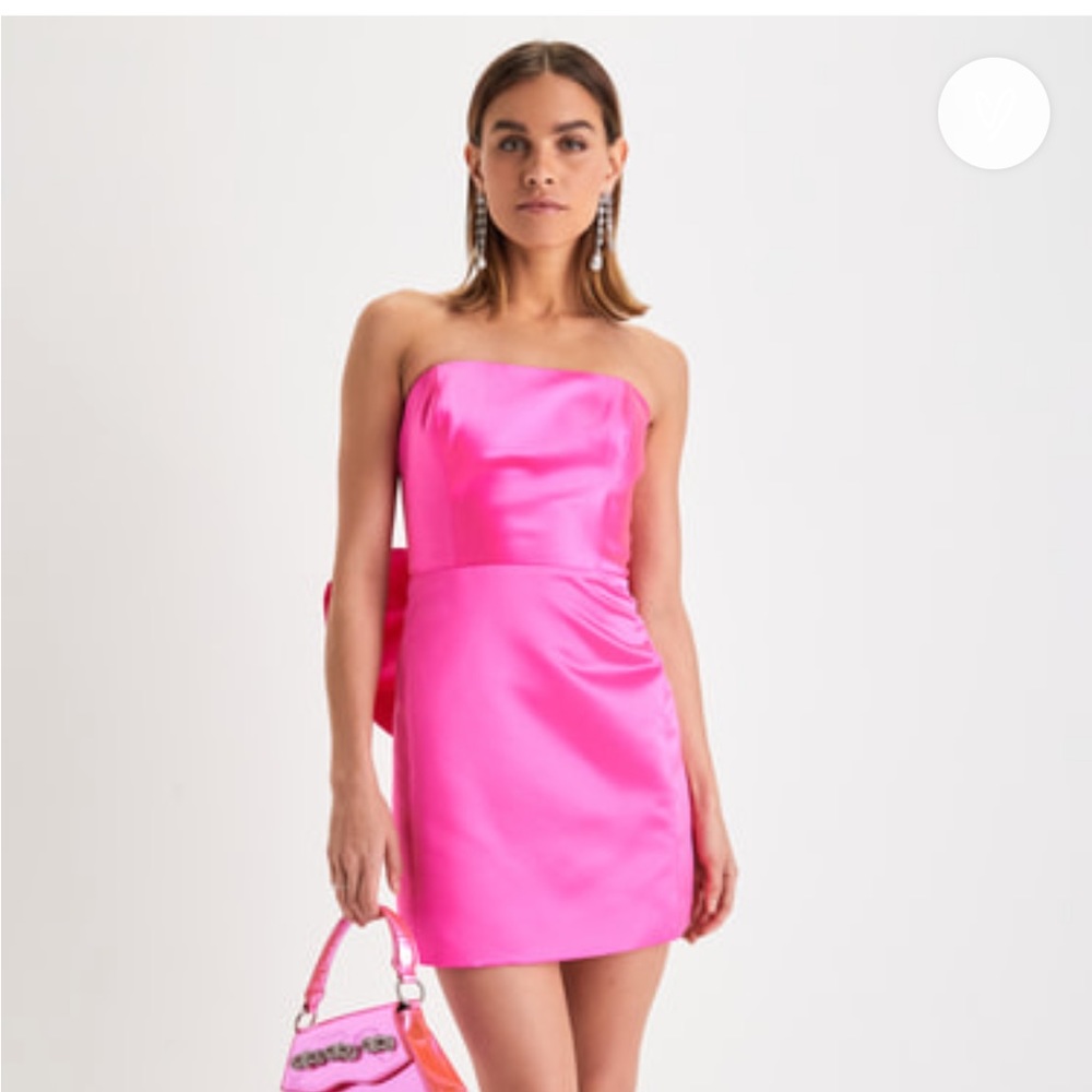 Lulus Soiree hour hot pink satin strapless mini dress with bow!